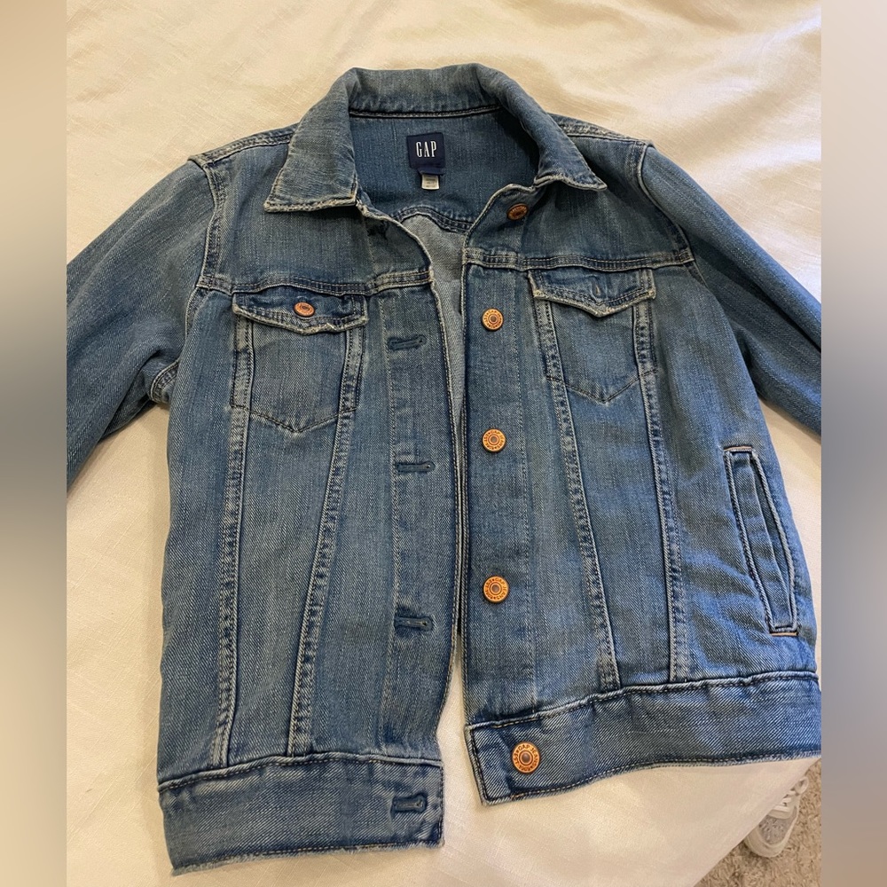 Oversized denim jacket from the Gap! Size large!